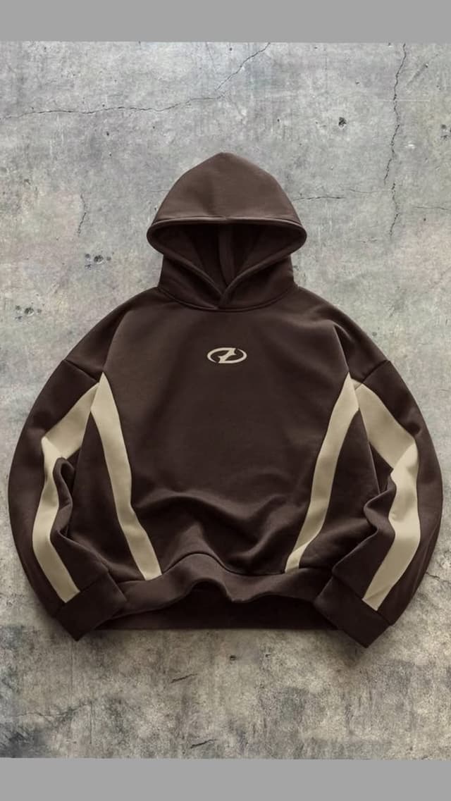 Hoodie — vêtement à plat